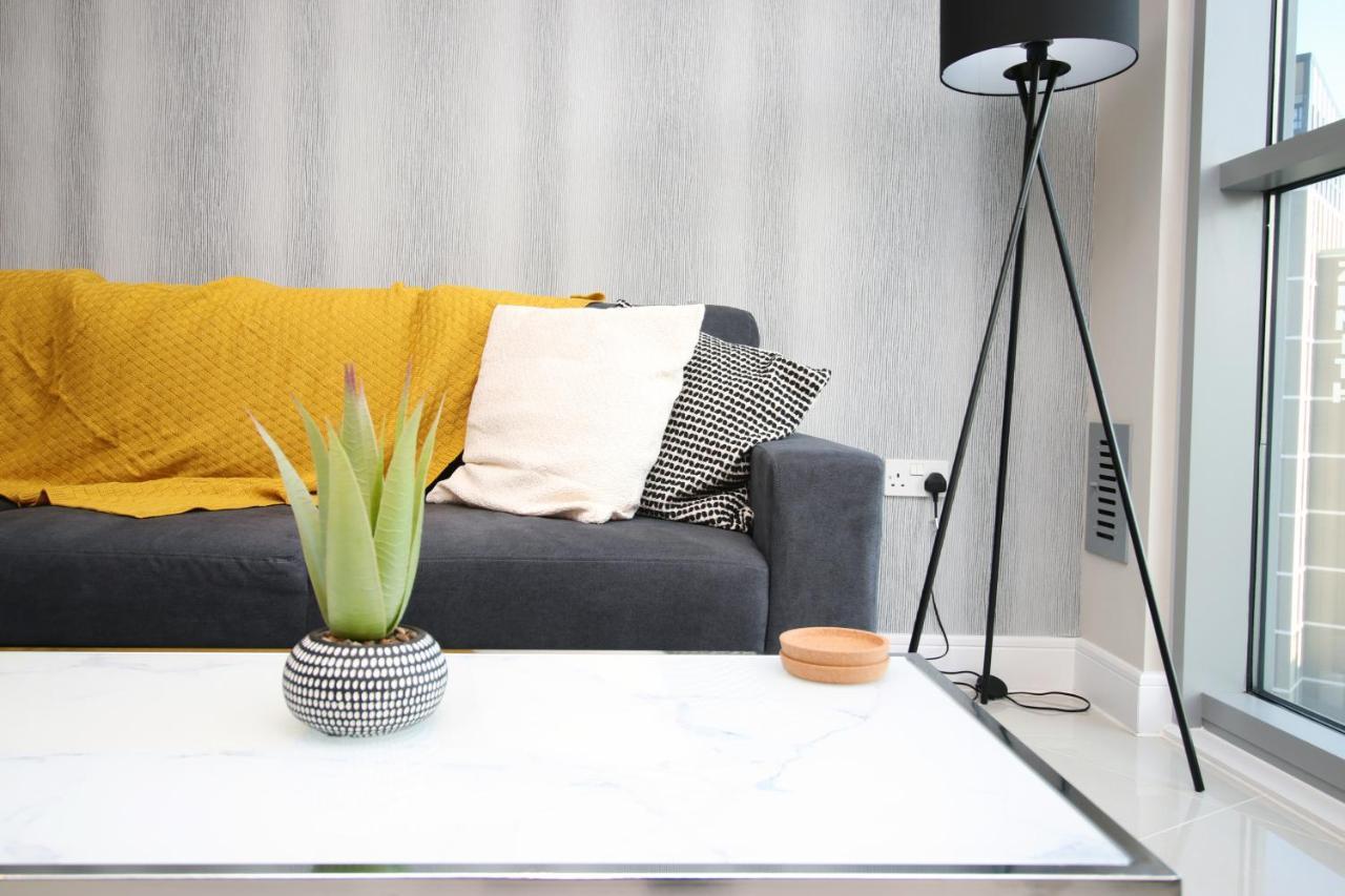 The Skyline - Luxury City Centre Flat With Designated Parking Cardiff Exteriér fotografie