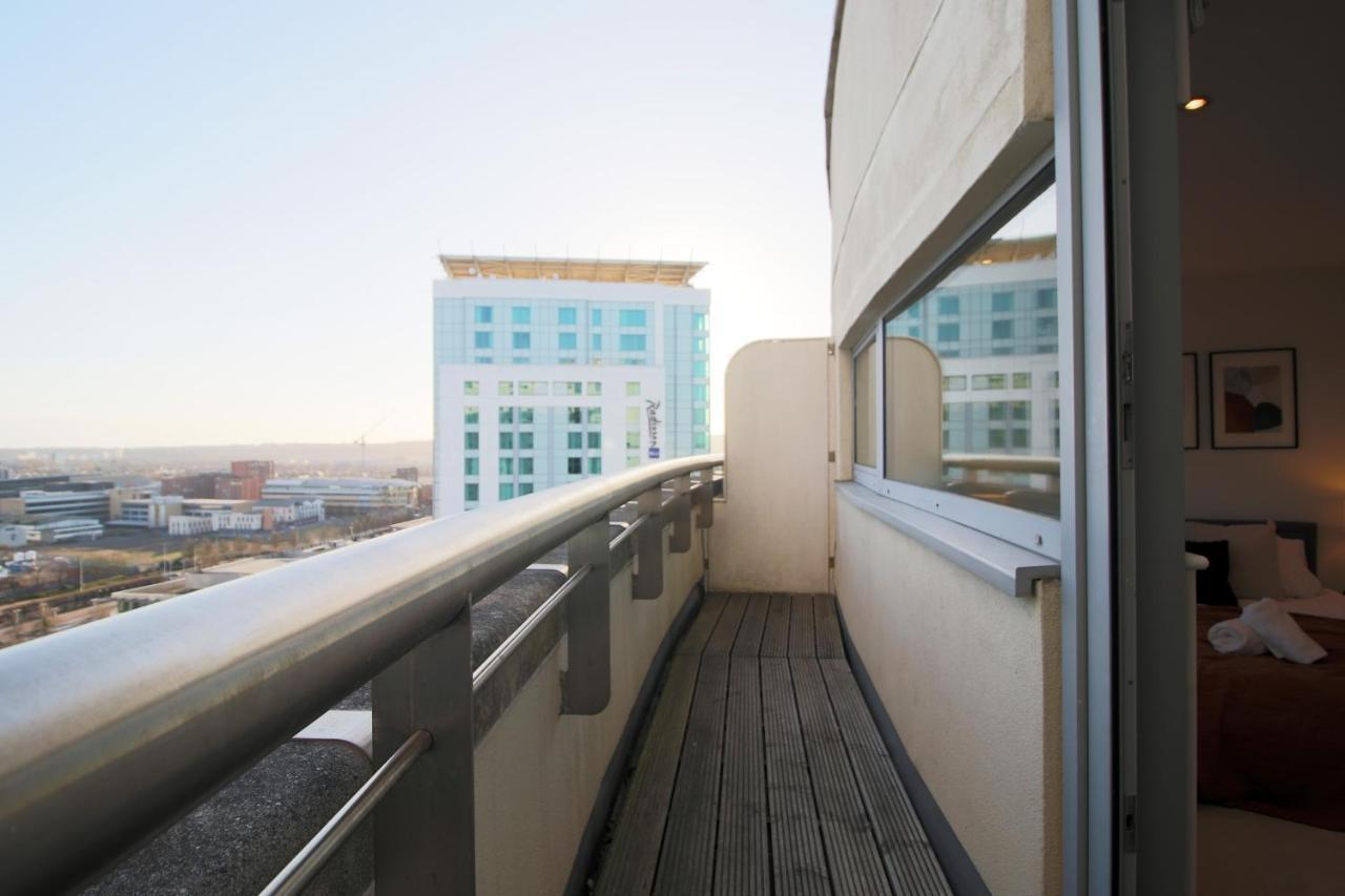 The Skyline - Luxury City Centre Flat With Designated Parking Cardiff Exteriér fotografie