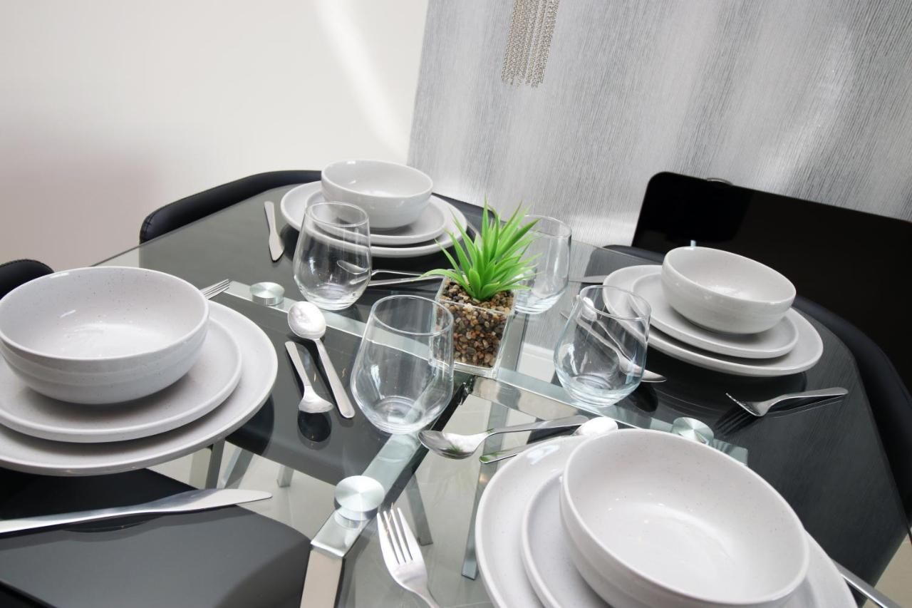 The Skyline - Luxury City Centre Flat With Designated Parking Cardiff Exteriér fotografie