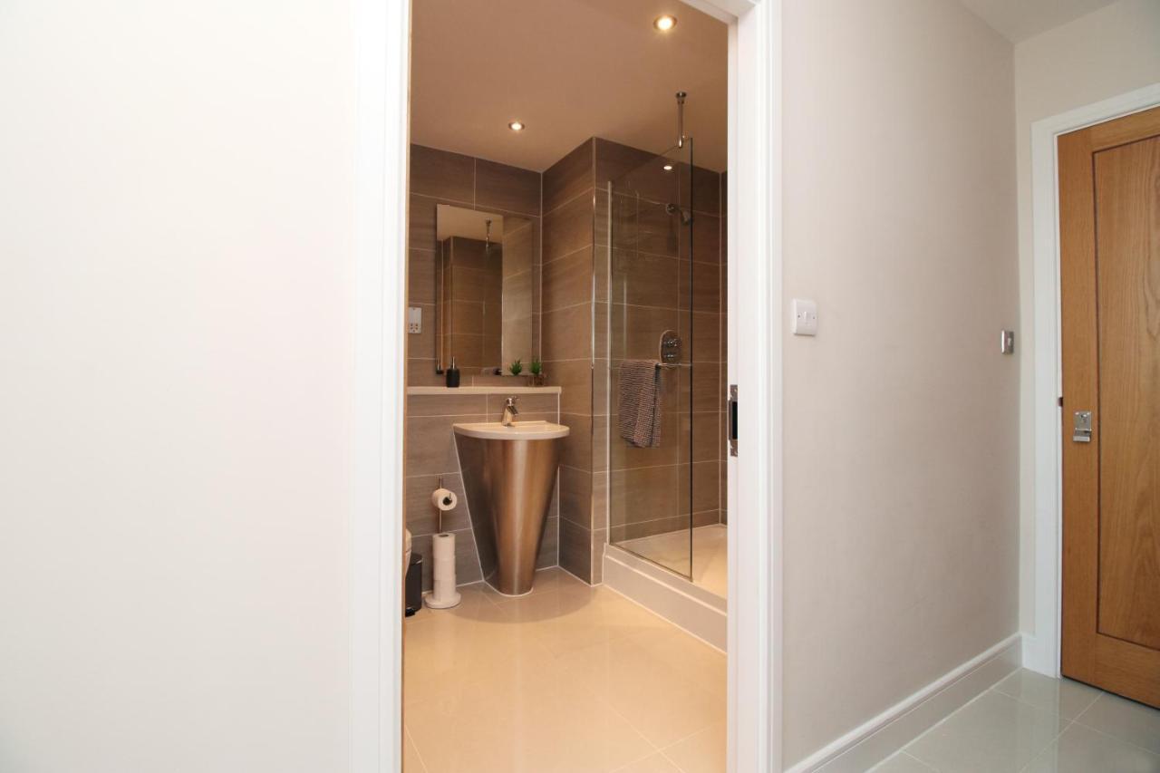 The Skyline - Luxury City Centre Flat With Designated Parking Cardiff Exteriér fotografie
